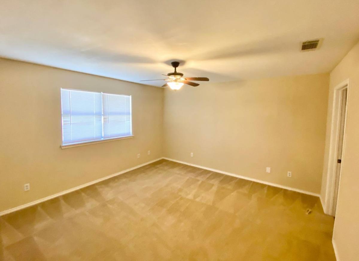 House for rent at 2011 Newton Dr, Killeen, TX 76549