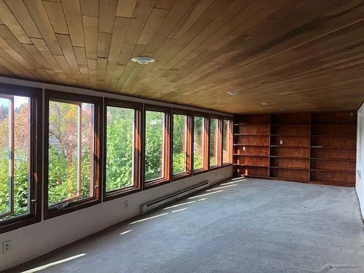 House for rent at 12224 Nyanza Rd, Lakewood, WA 98499