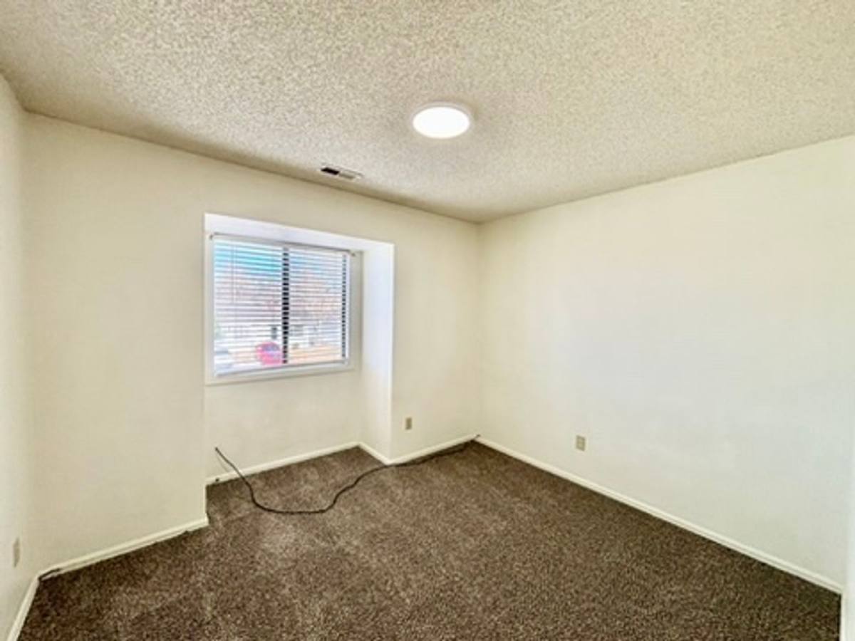 Apartment for rent at 1420-1426 Anita St, Pueblo, CO 81001