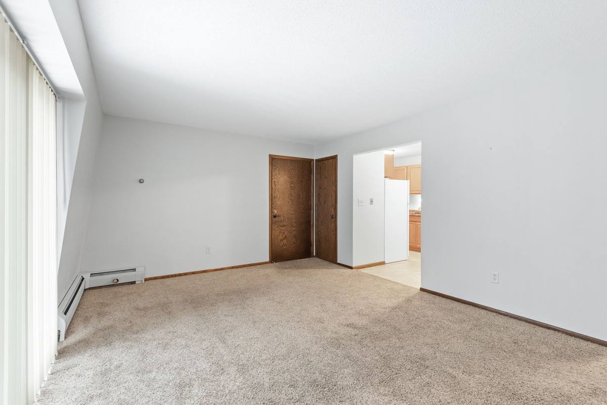 Apartment for rent at 925 W Branch St, Princeton, MN 55371