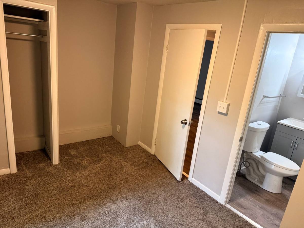 Apartment for rent at 27 E Crescent St, Augusta, ME 04330