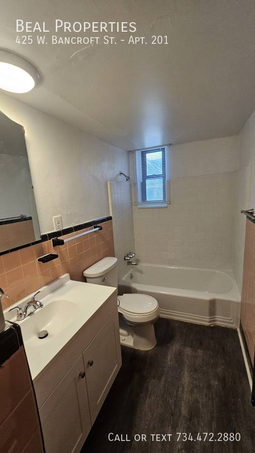 Apartment for rent at 425 W Bancroft St #201, Toledo, OH 43620