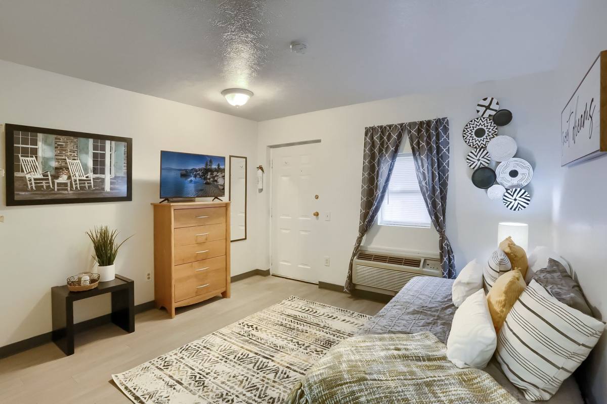 Apartment for rent at 877 New Castle Rd, Slippery Rock, PA 16057