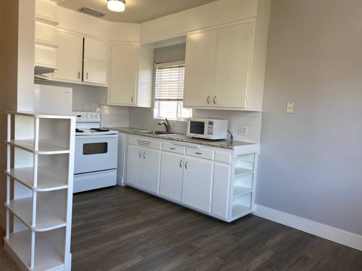 Apartment for rent at 1519 Broadway, Alameda, CA 94501