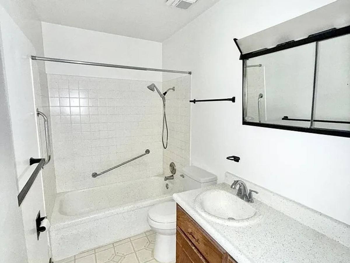 Apartment for rent at 1691 Moore Ave, Pueblo, CO 81005