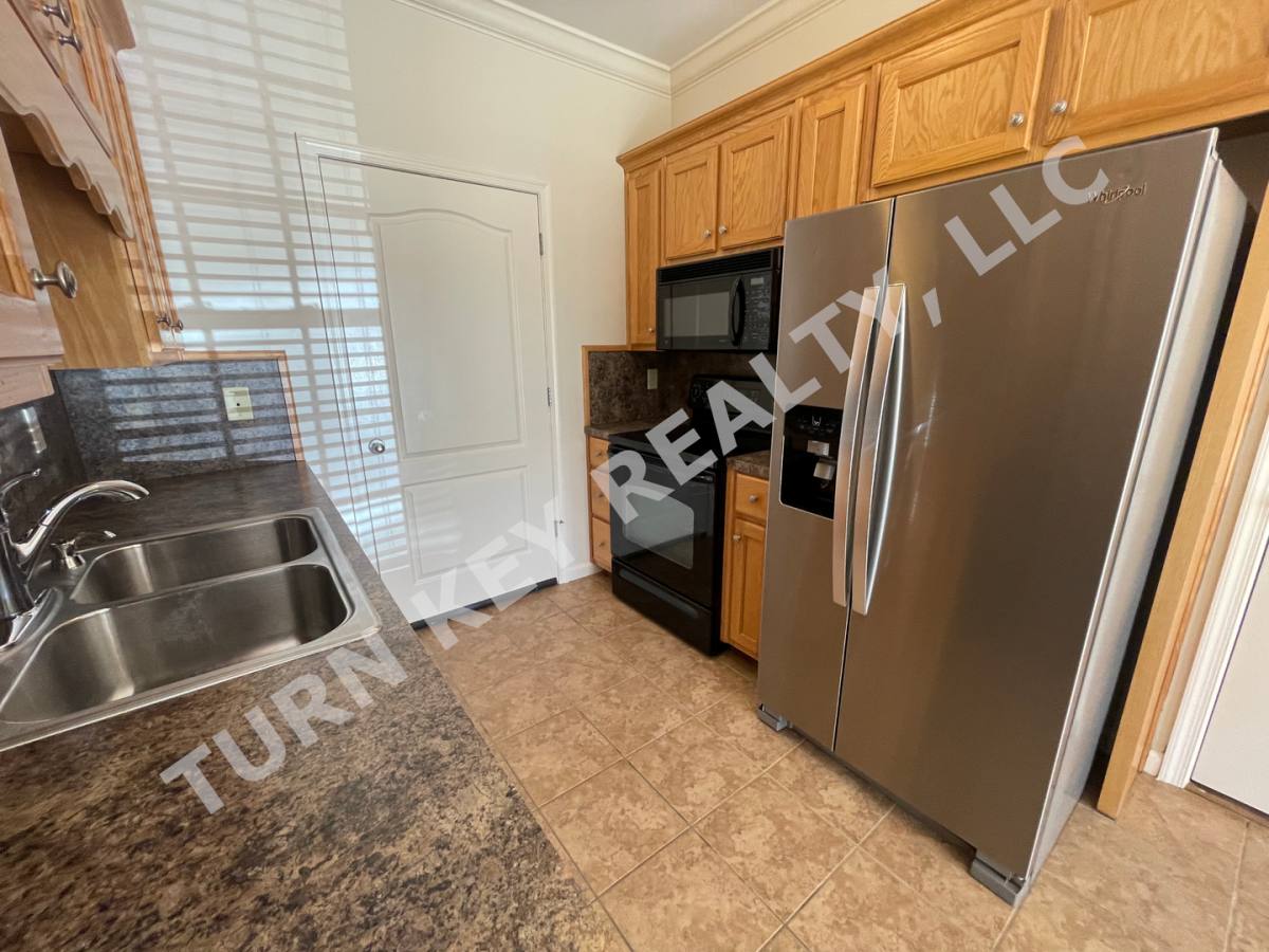 Townhouse for rent at 112 Vann Circle, Trussville, AL 35173