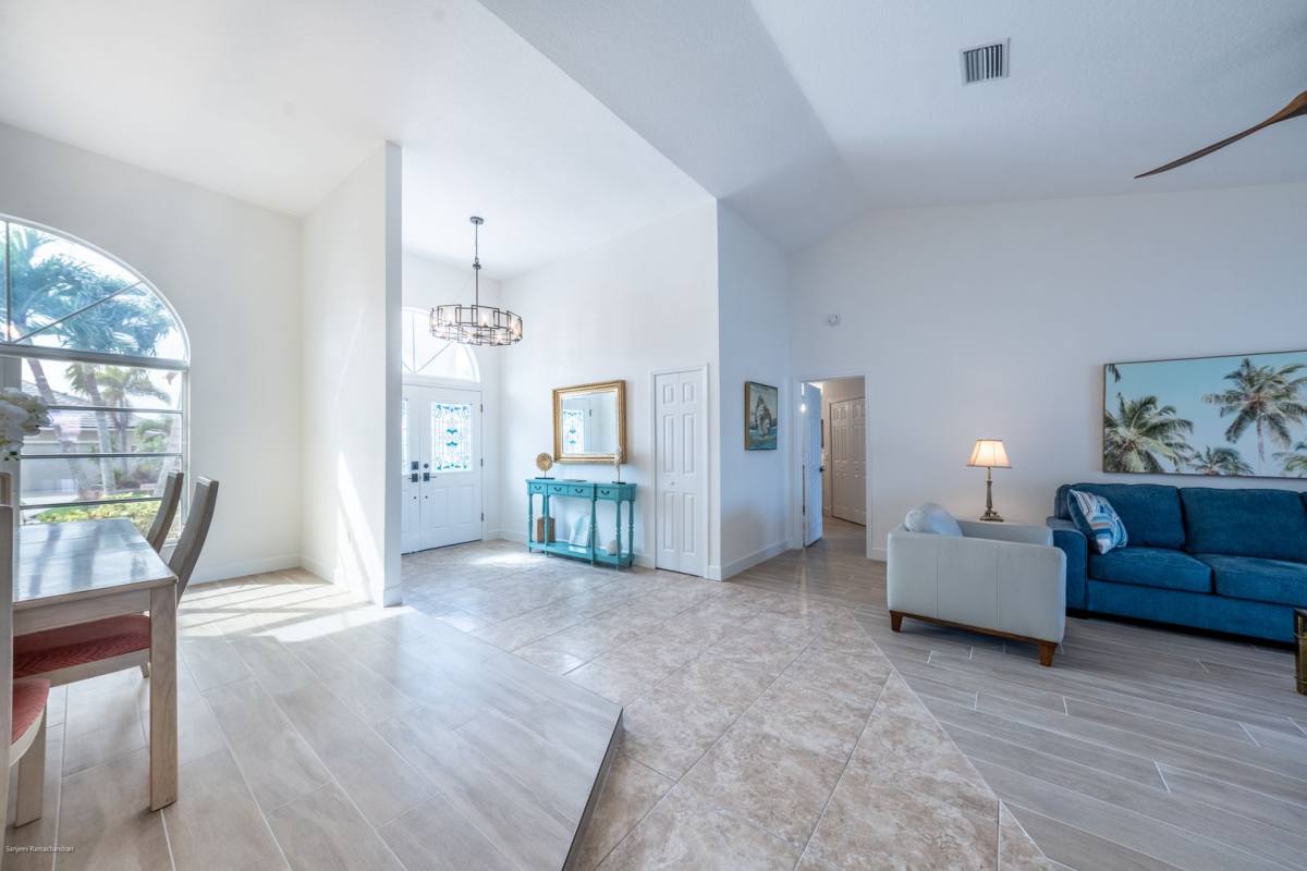 Apartment for rent at 2572 Brazilia Court, Punta Gorda, FL 33950
