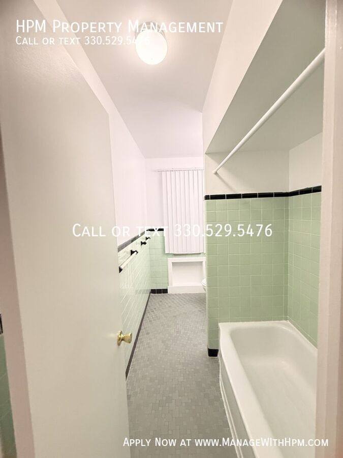 Apartment for rent at 3310 Warrensville Center Rd, Beachwood, OH 44122
