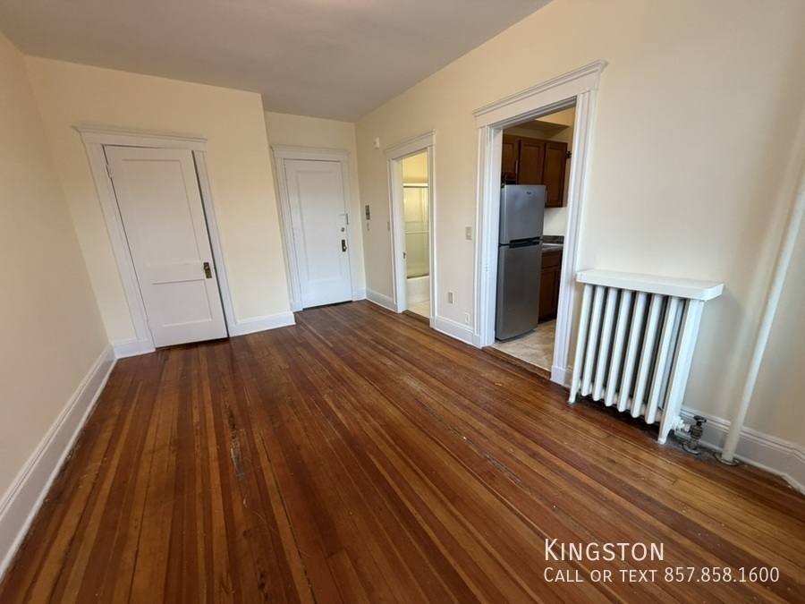Apartment for rent at 181 Winthrop Rd #5R, Brookline, MA 02445