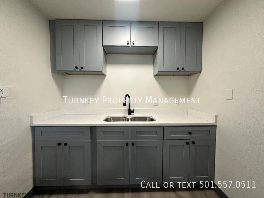 Apartment for rent at 904 W 25th St, North Little Rock, AR 72114