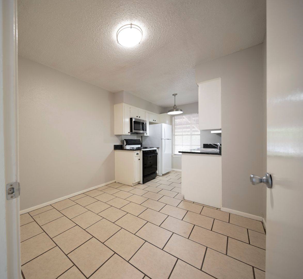 Apartment for rent at 1717 N Locust St, Denton, TX 76201