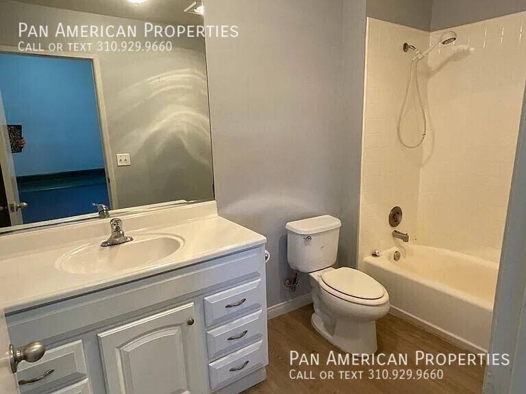 Apartment for rent at 2326 Greenbrier Dr, Oceanside, CA 92054