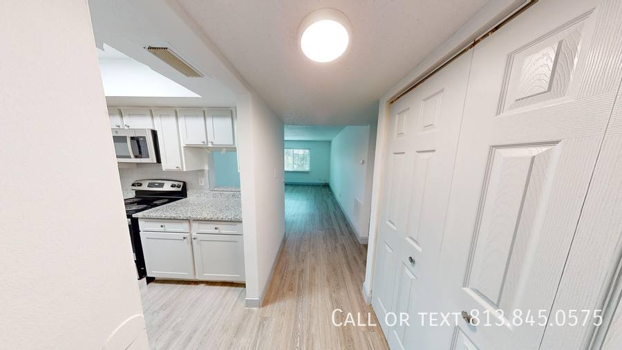 Apartment for rent at 4618 1st St N, Saint Petersburg, FL 33703