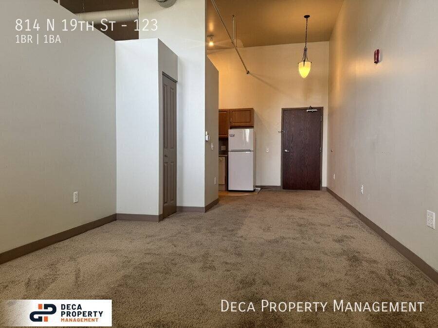 Apartment for rent at 814 N 19th St, Saint Louis, MO 63106