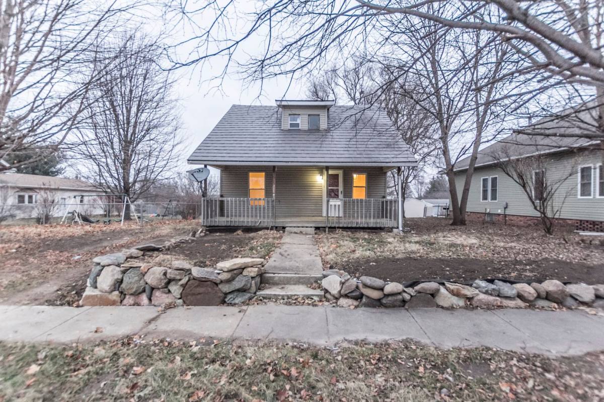 House for rent at 1615 13th St, Boone, IA 50036