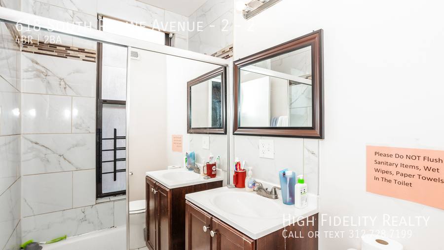 Apartment for rent at 618 S Racine Ave, Chicago, IL 60607