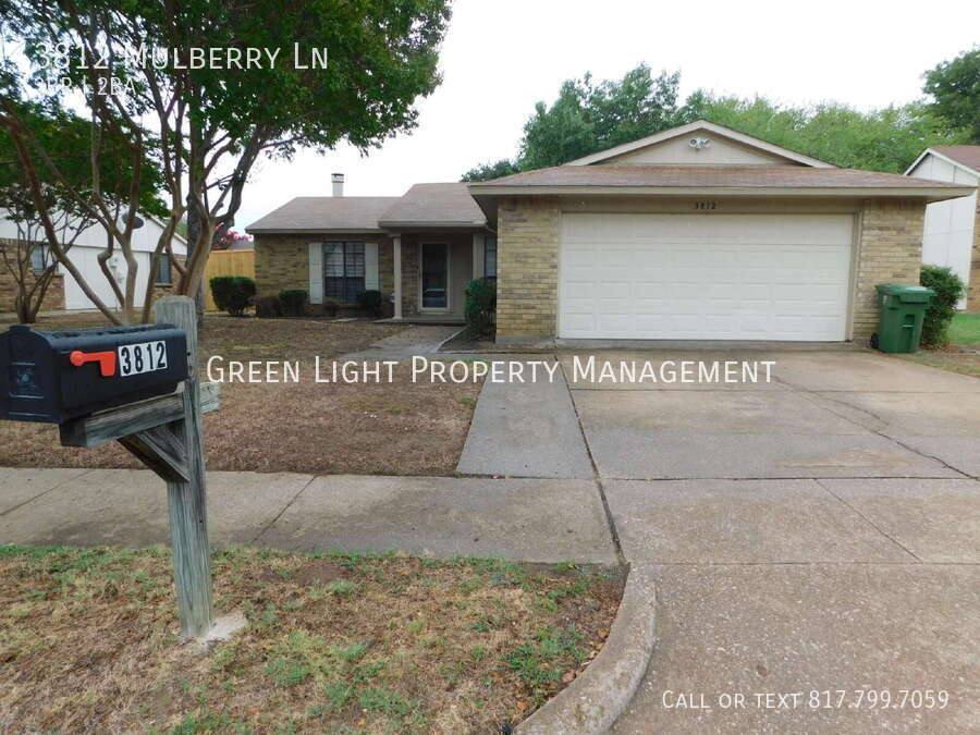 House for rent at 3812 Mulberry Lane, Bedford, TX 76021