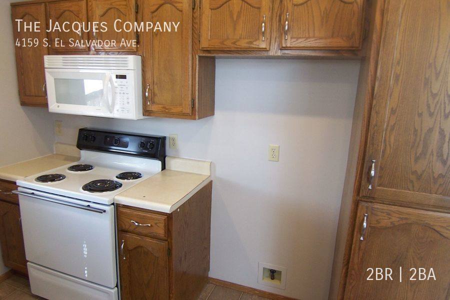House for rent at 4159 S El Salvador Ave, Springfield, MO 65807