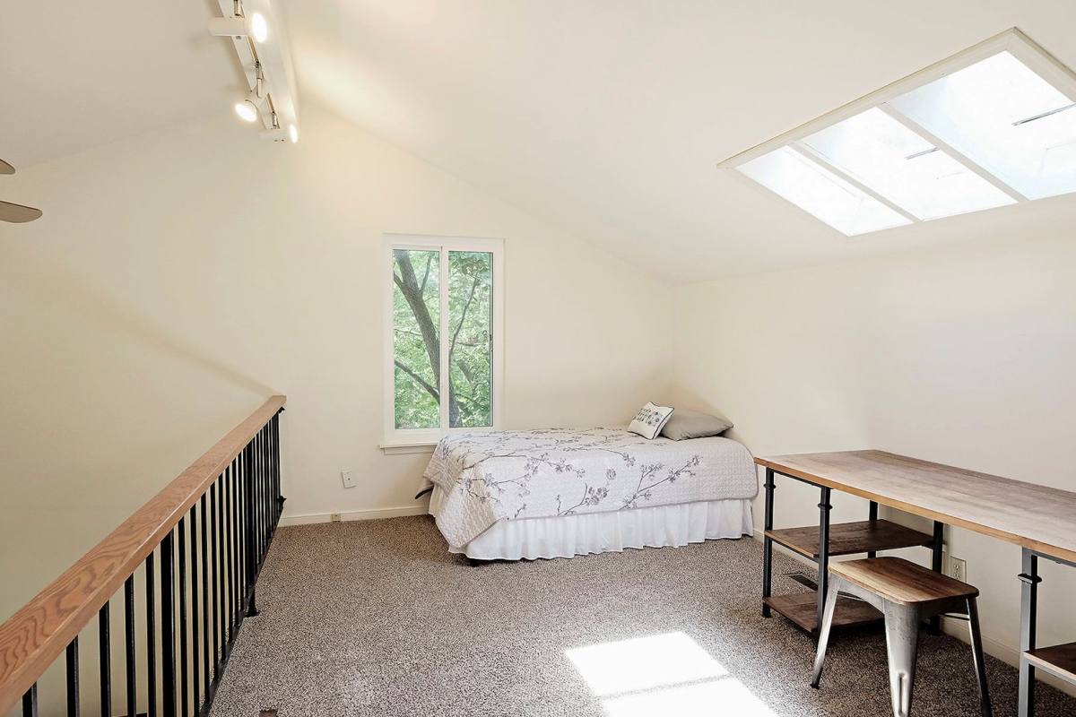 Townhouse for rent at 976 Sutton Court, Charlottesville, VA 22901