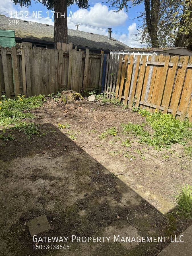 Townhouse for rent at 1152 NE 17th Ave, Hillsboro, OR 97124