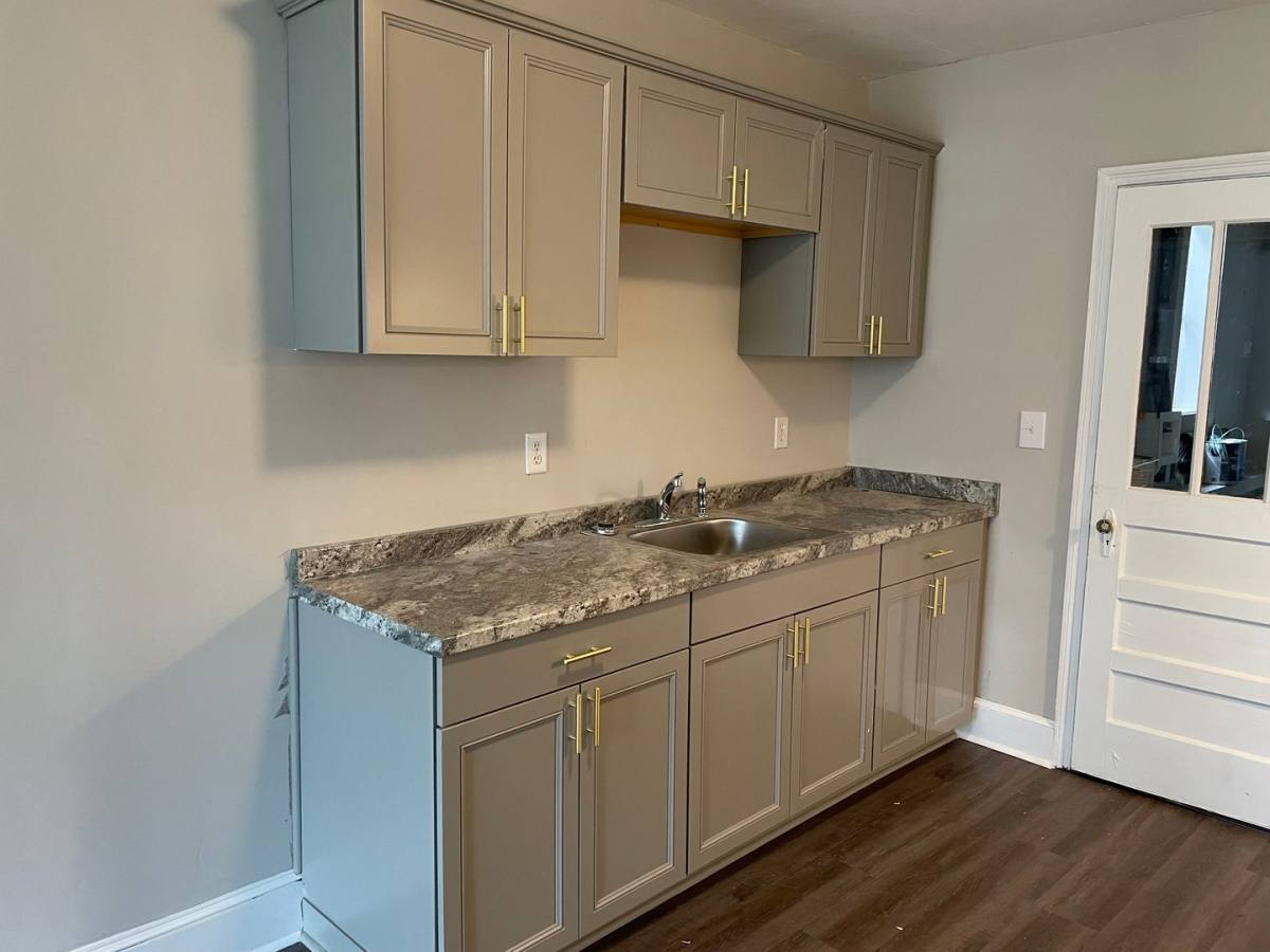 Apartment for rent at 1012 1014 Woodlawn Ave, Columbia, SC 29209