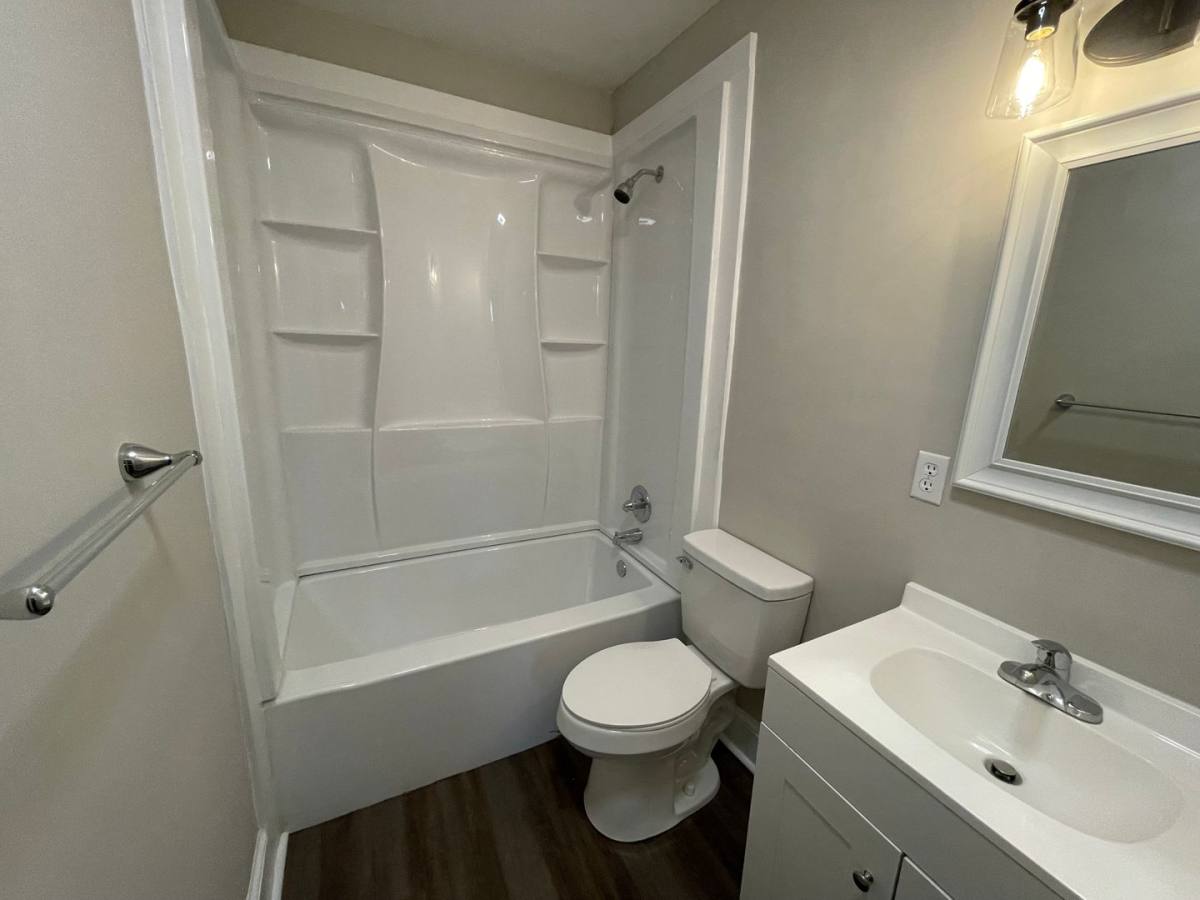 Apartment for rent at 1012 1014 Woodlawn Ave, Columbia, SC 29209