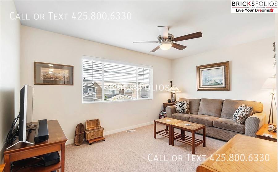 House for rent at 11557 174th St E, Puyallup, WA 98374