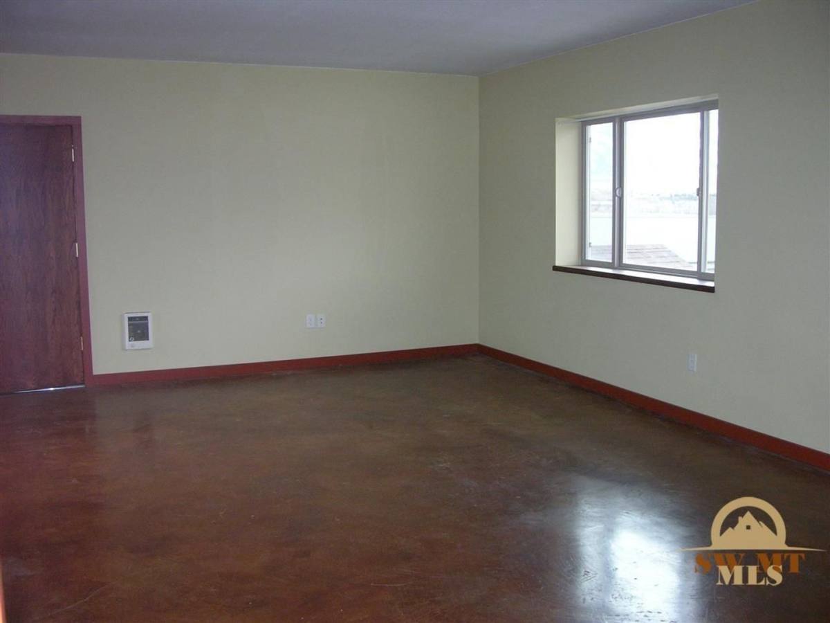 Apartment for rent at 6 Overlook, Emigrant, MT 59027
