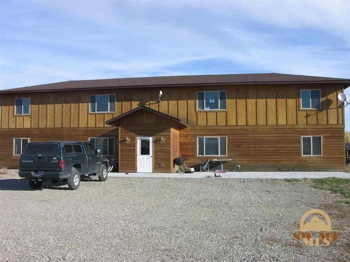 Apartment for rent at 6 Overlook, Emigrant, MT 59027
