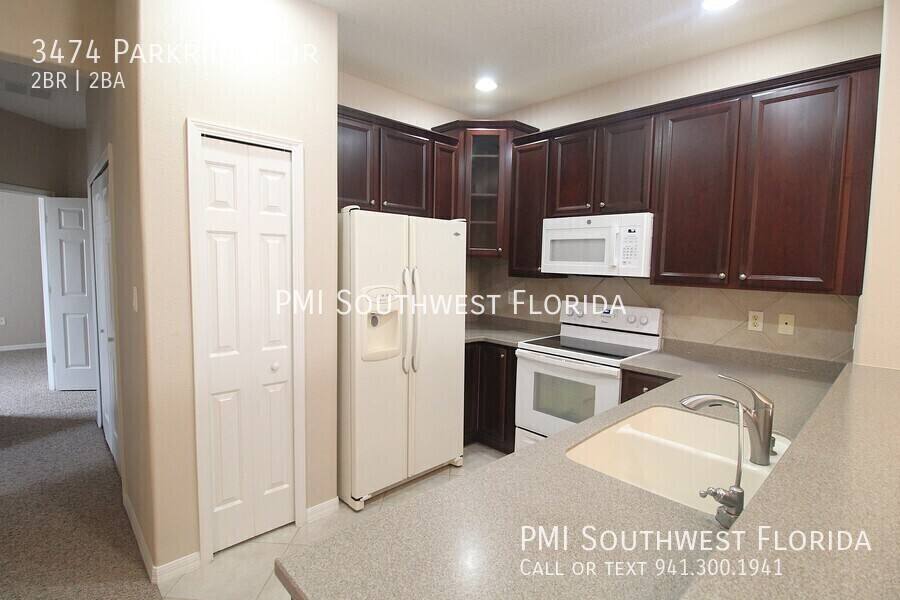 Condo for rent at 3474 Parkridge Circle, Sarasota, FL 34243