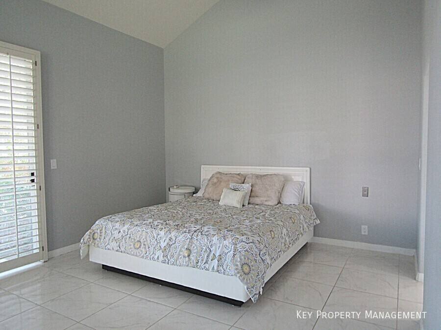 Townhouse for rent at 8521 Heather Downs Dr, Las Vegas, NV 89113