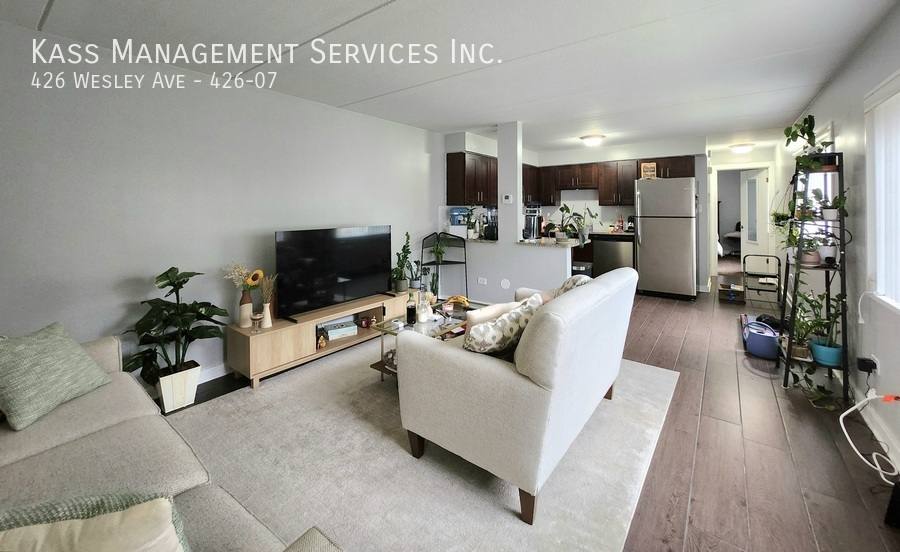 Apartment for rent at 426 Wesley Ave #7, Oak Park, IL 60302