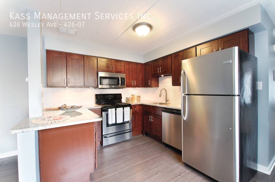 Apartment for rent at 426 Wesley Ave #7, Oak Park, IL 60302