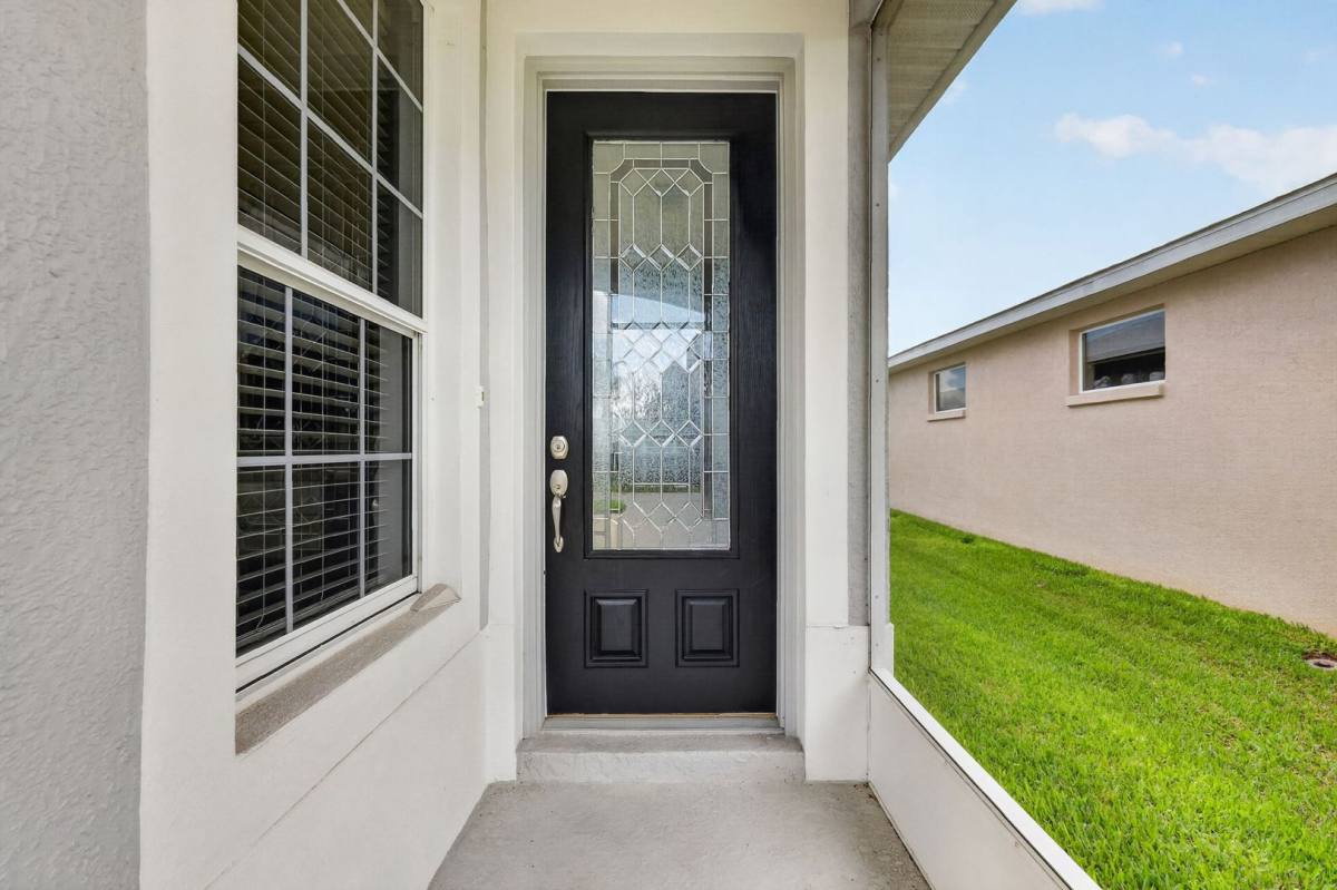 House for rent at 27150 Nostalgia Dr, Leesburg, FL 34748