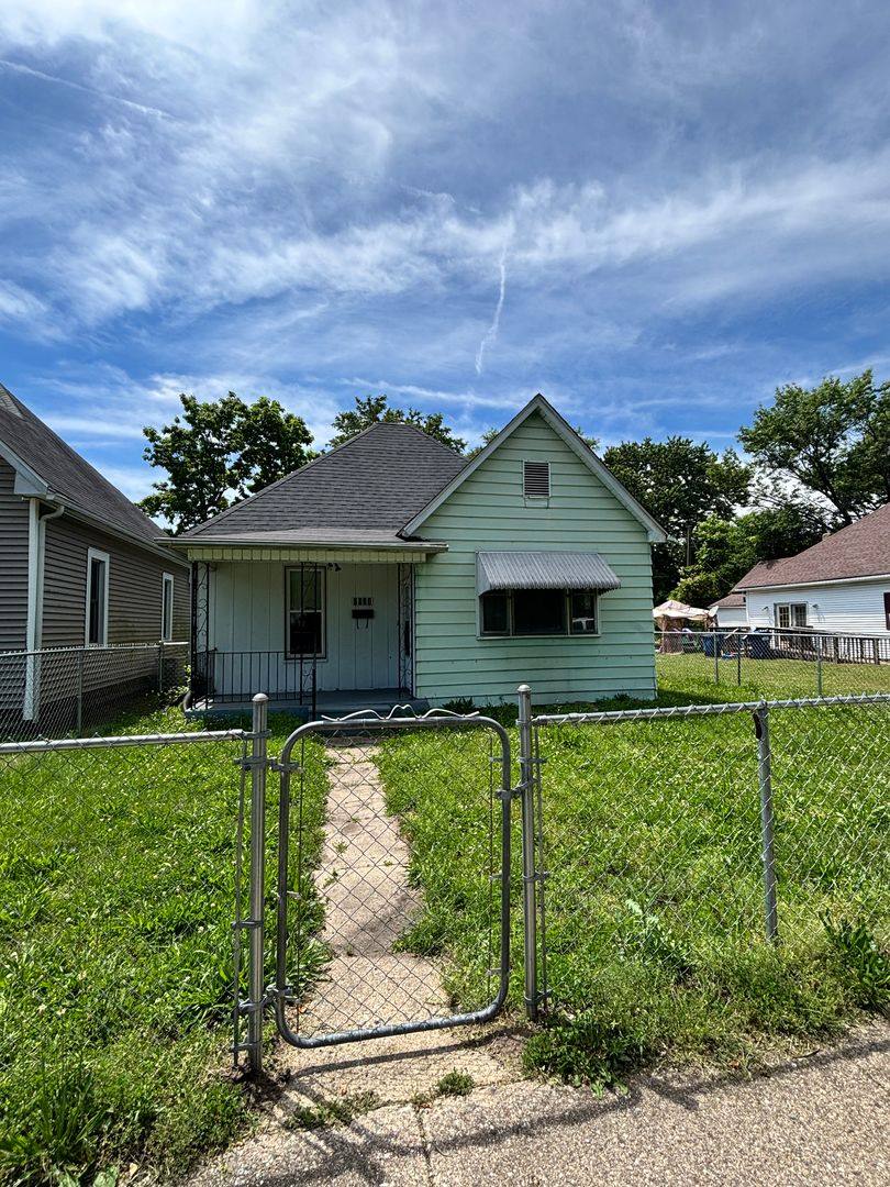 House for rent at 2034 N 21 St, Terre Haute, IN 47804