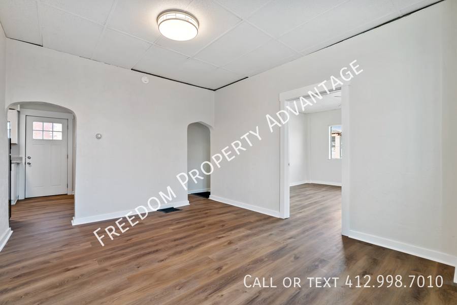 Apartment for rent at 10 Iron St #1A, Canonsburg, PA 15317