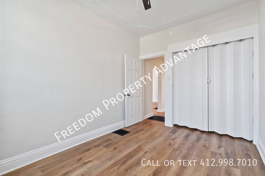 Apartment for rent at 10 Iron St #1A, Canonsburg, PA 15317