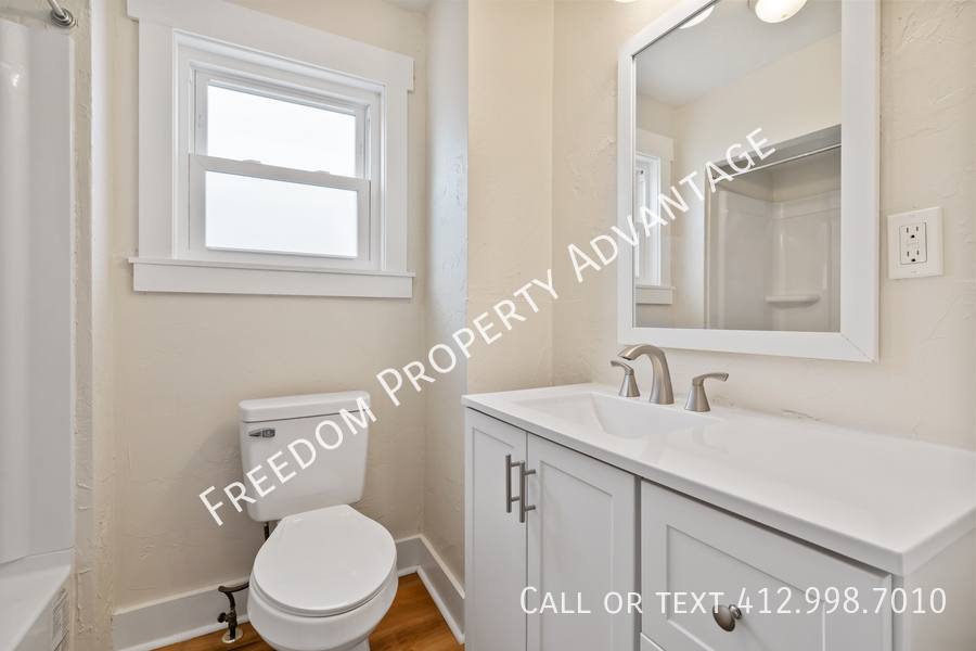 Apartment for rent at 10 Iron St #1A, Canonsburg, PA 15317
