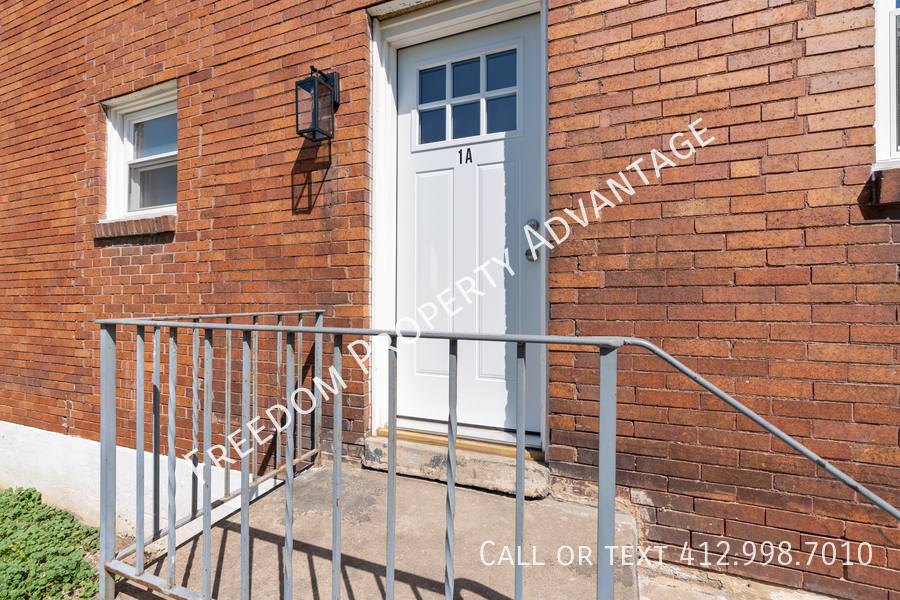Apartment for rent at 10 Iron St #1A, Canonsburg, PA 15317