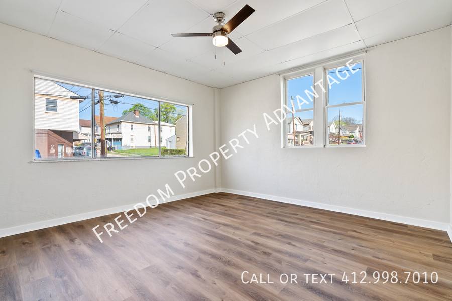 Apartment for rent at 10 Iron St #1A, Canonsburg, PA 15317