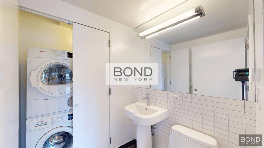 Condo for rent at 222 E 39th St #25, New York, NY 10016