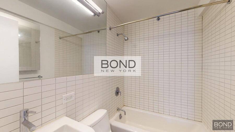 Condo for rent at 222 E 39th St #25, New York, NY 10016