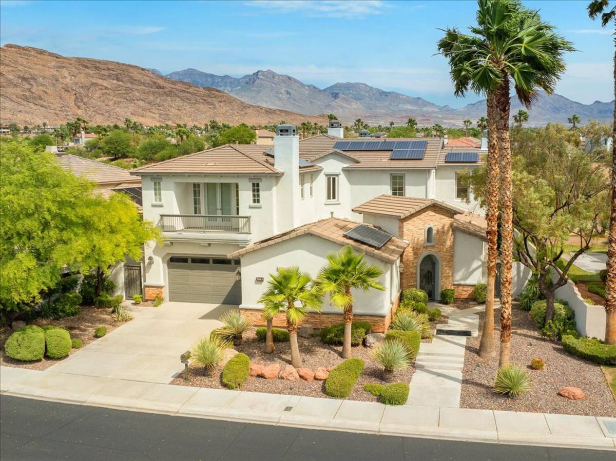 House for rent at 3043 Red Springs Dr, Las Vegas, NV 89135