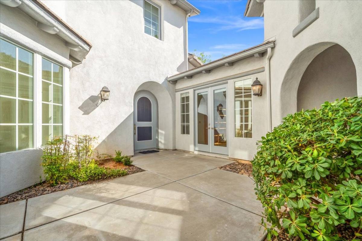 House for rent at 3043 Red Springs Dr, Las Vegas, NV 89135