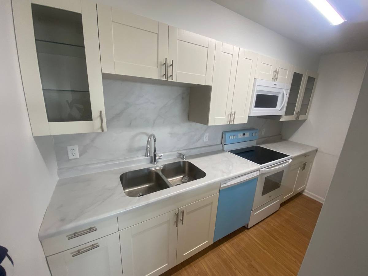 Apartment for rent at 2205 Marquette Rd, Peru, IL 61354