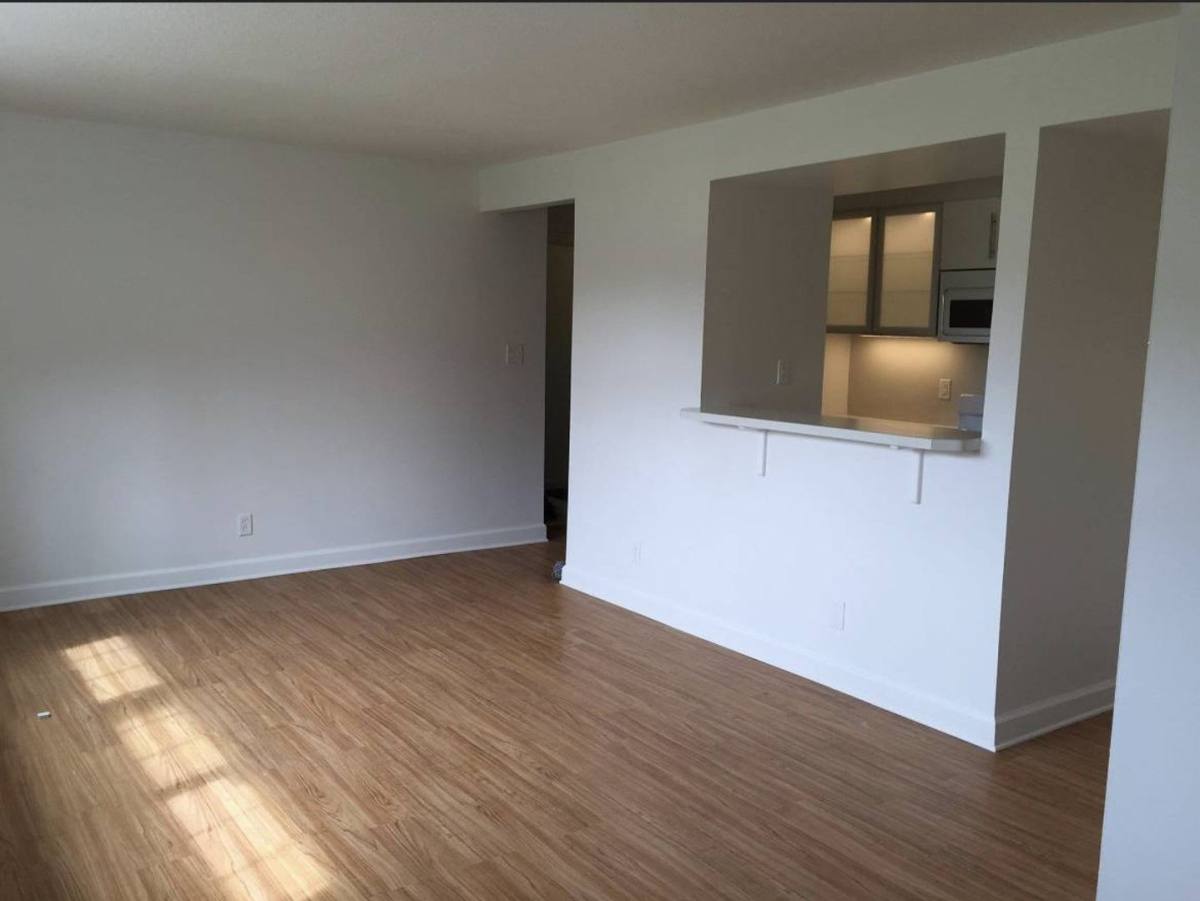Apartment for rent at 2205 Marquette Rd, Peru, IL 61354