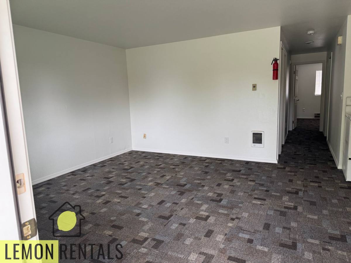 Apartment for rent at 902 N 9th Ave, Yakima, WA 98902