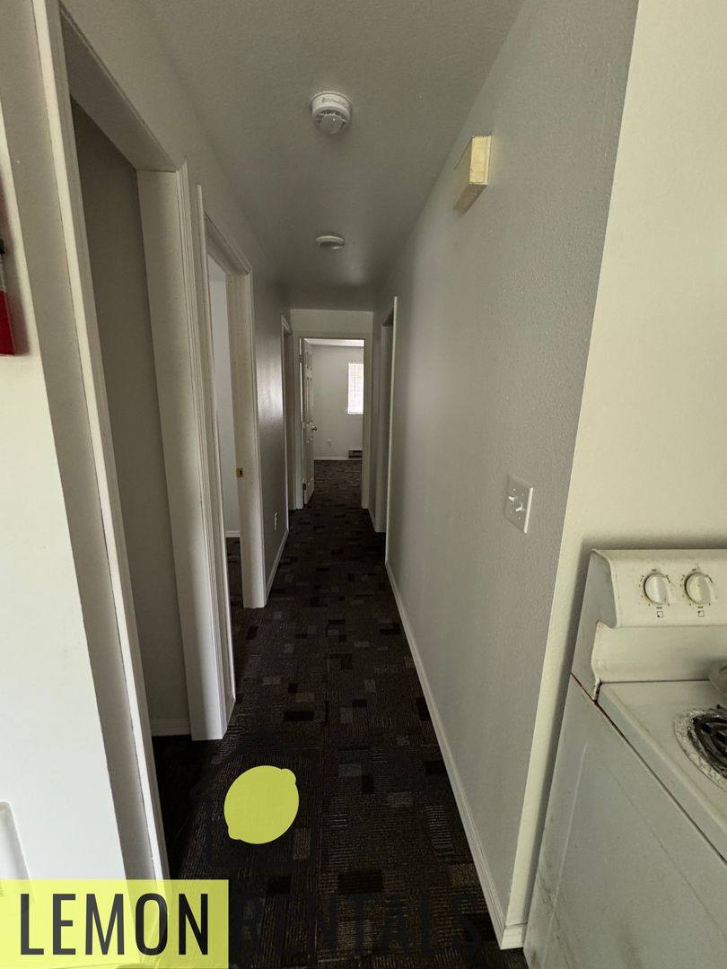 Apartment for rent at 902 N 9th Ave, Yakima, WA 98902