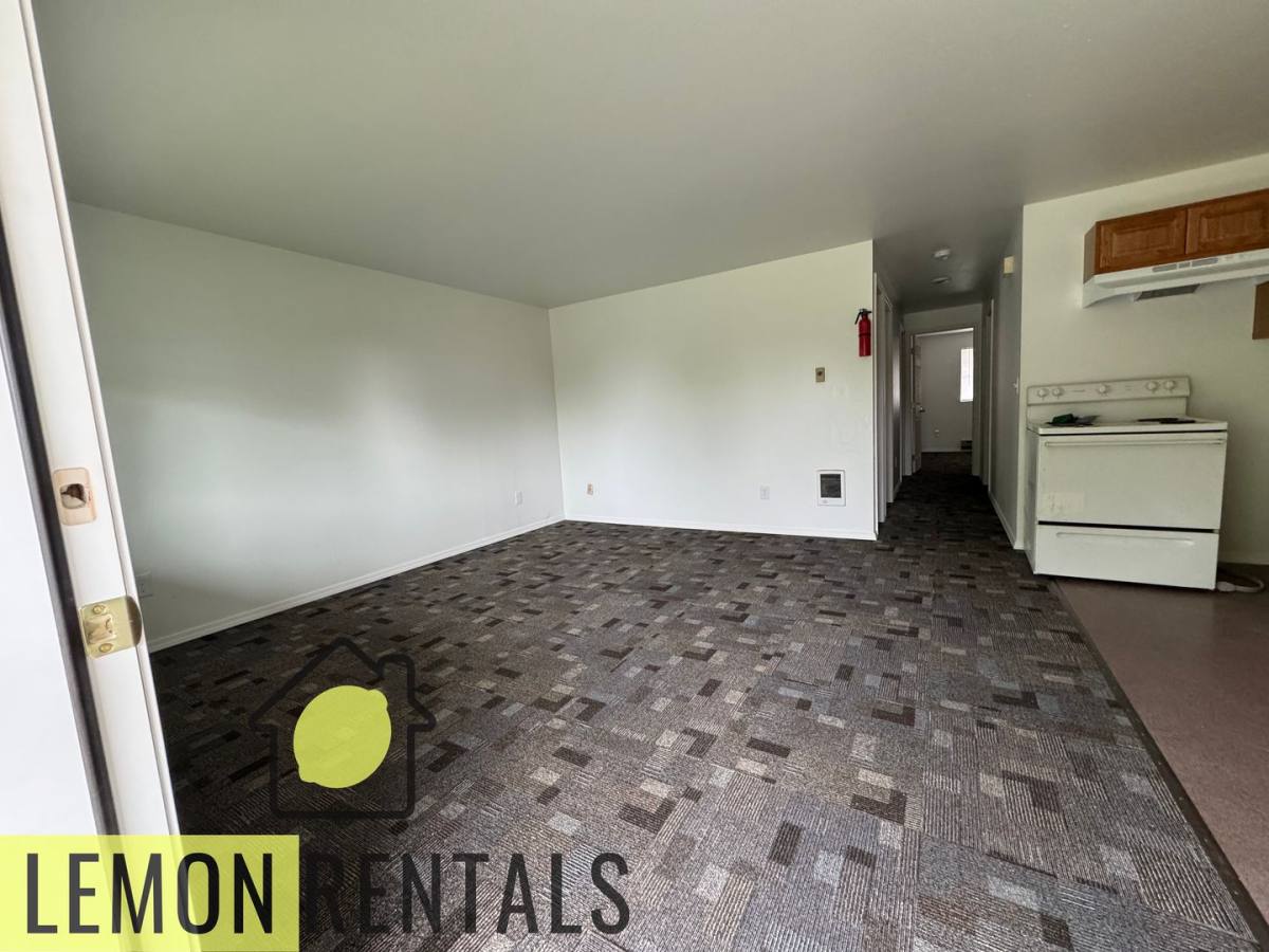 Apartment for rent at 902 N 9th Ave, Yakima, WA 98902