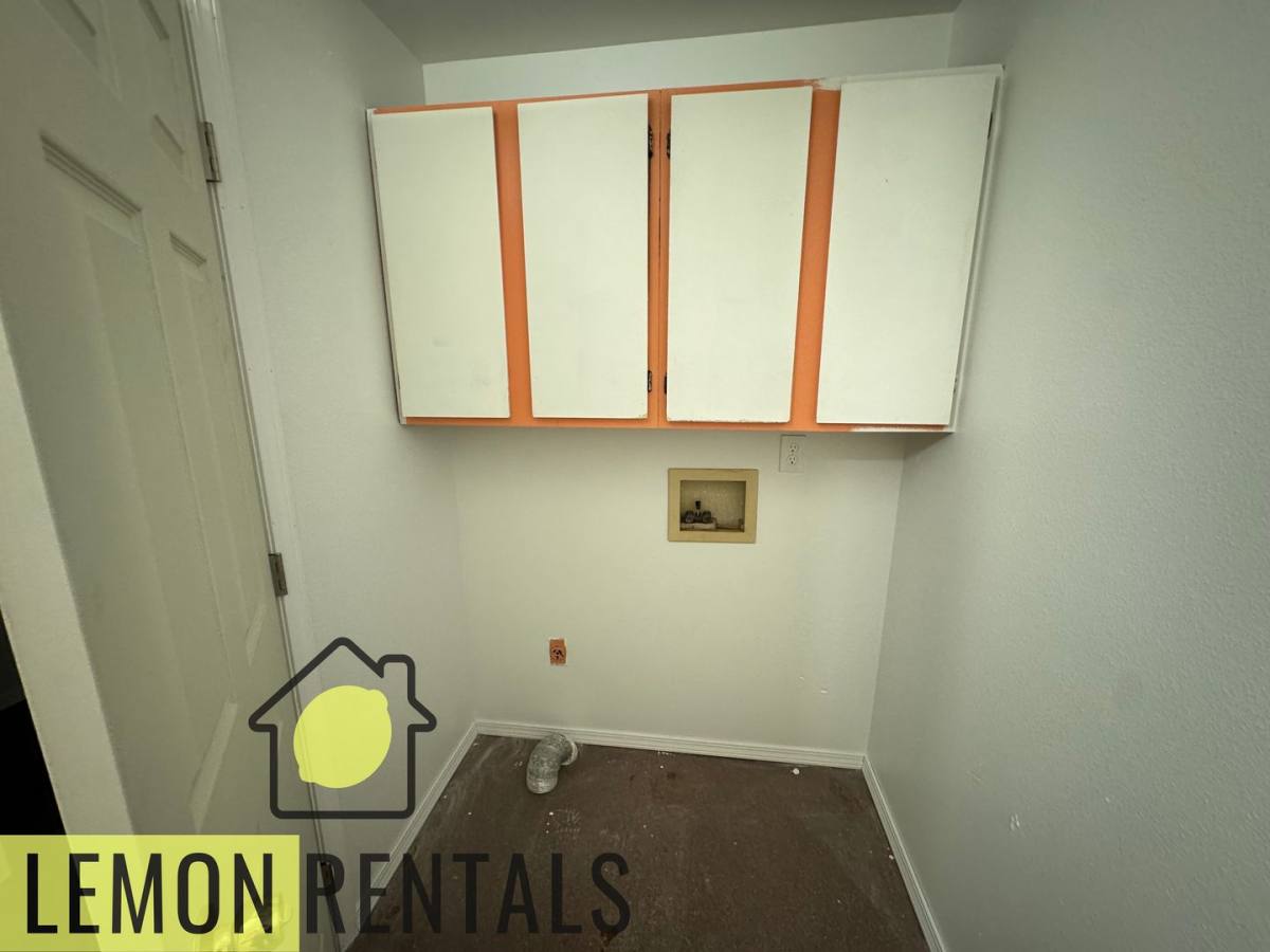 Apartment for rent at 902 N 9th Ave, Yakima, WA 98902